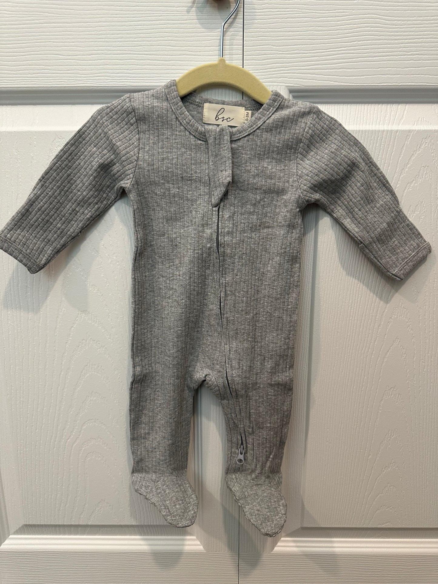 Stretch Ribbed Organic Cotton Onsie