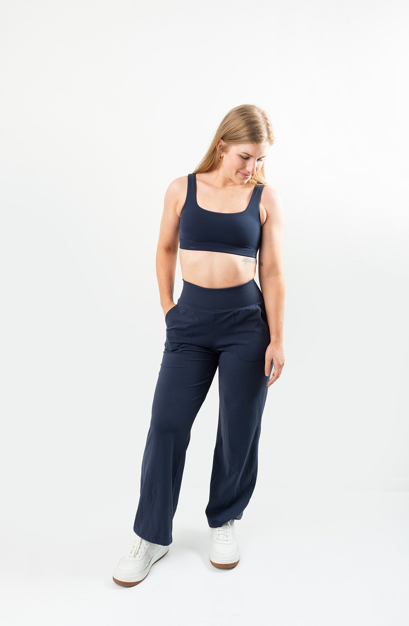 Luxe Air Square Neck Bra