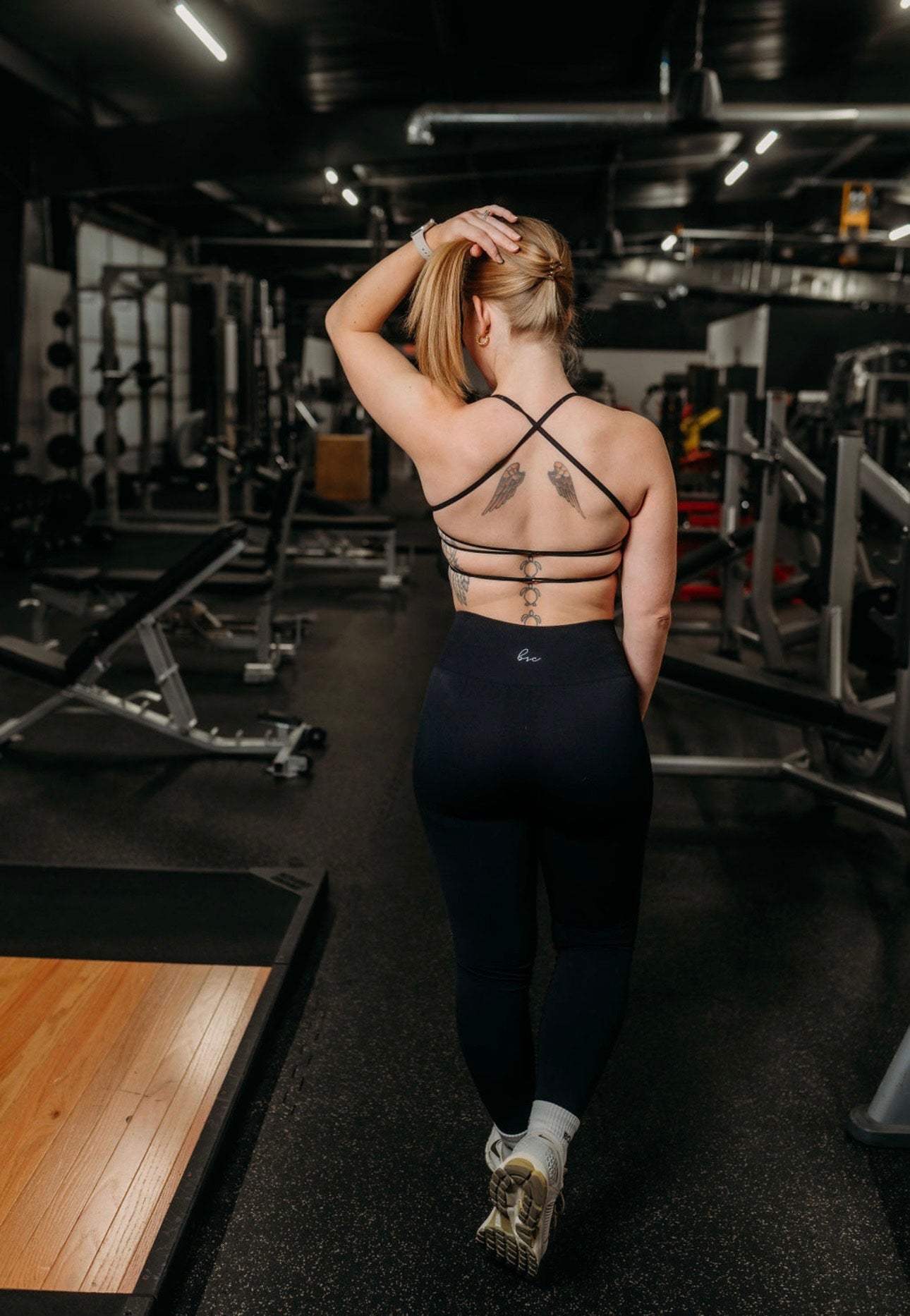 Seamless Strappy Back Sports Bra